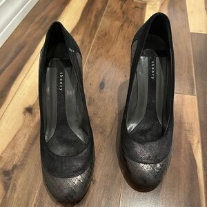 Theory heels